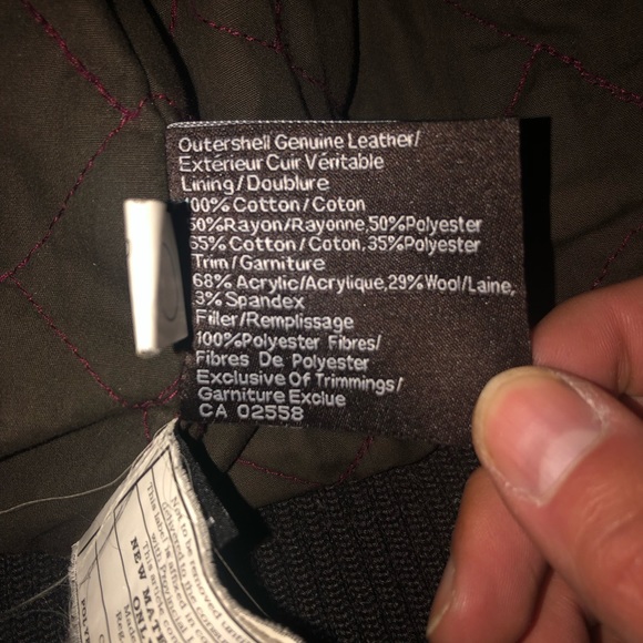 **Danier's Distinctive Dark Brown Leather Jacket** - Picture 4 of 4